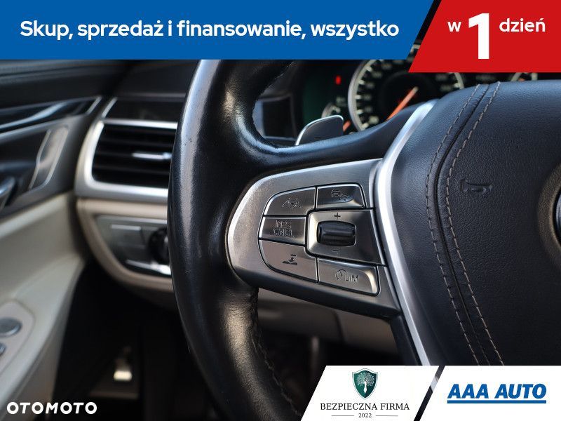 BMW Seria 7 - 17