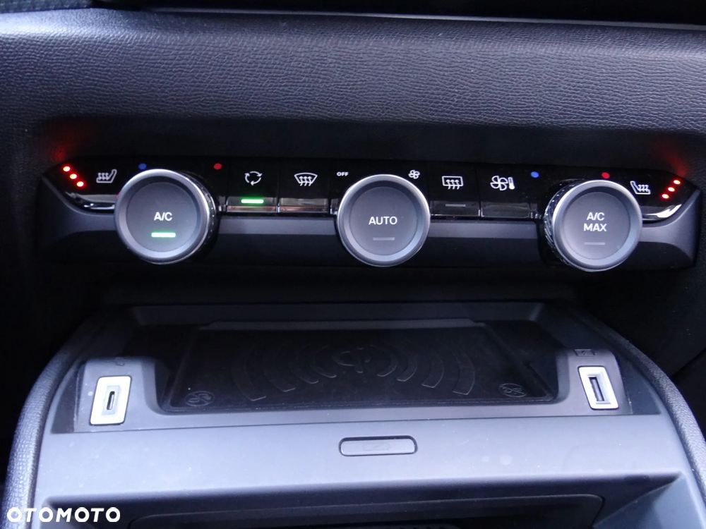 Citroën C4X 1.2 PureTech Max S&S EAT8 - 17