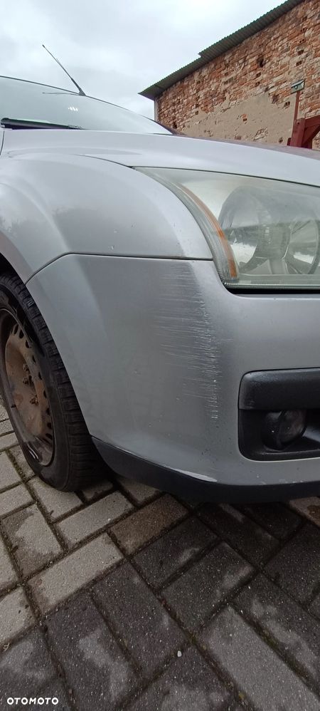 Ford Focus 1.8 TDCi Ambiente - 3
