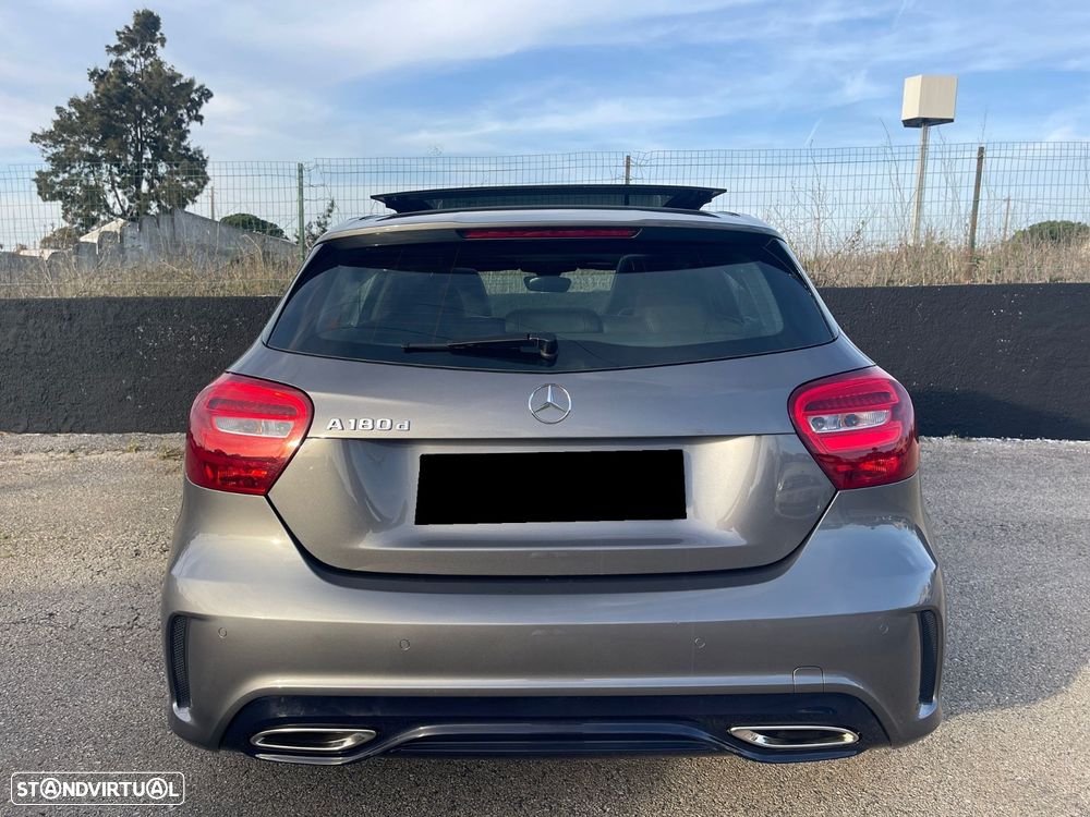 Mercedes-Benz A 180 d AMG Line - 5