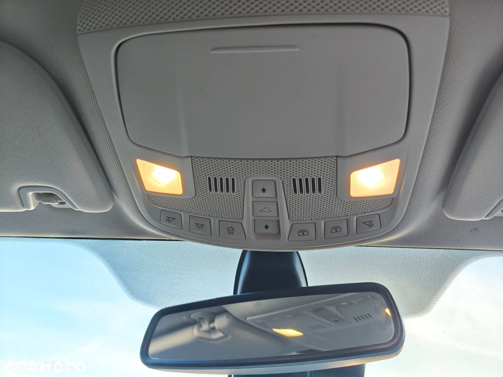 Ford Mondeo - 17