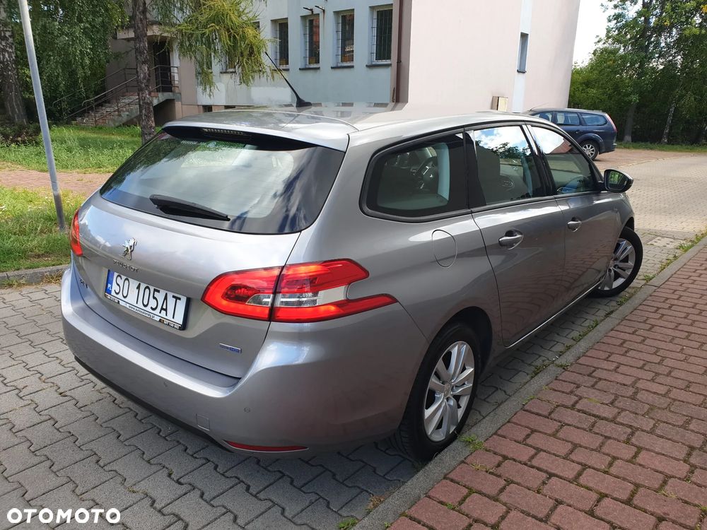 Peugeot 308 2.0 HDi Allure - 5
