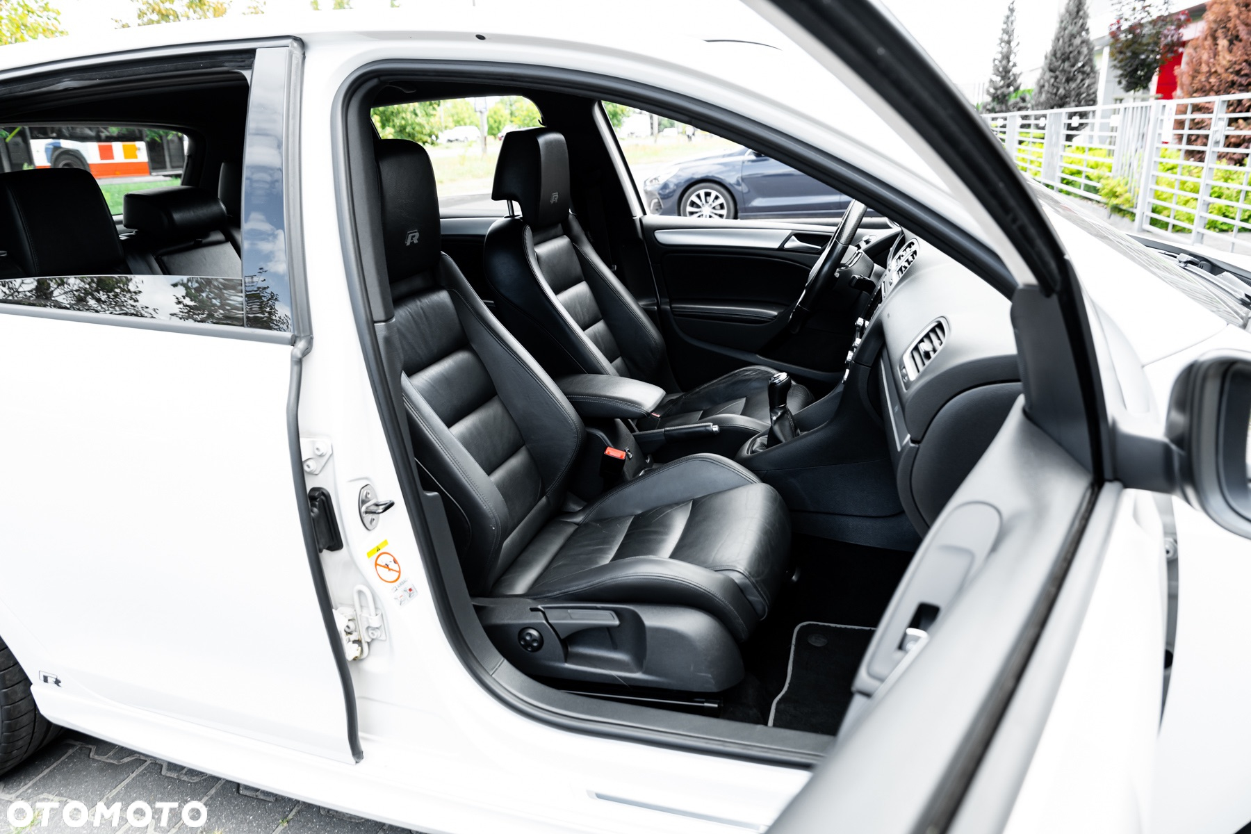 Volkswagen Golf VI 2.0 TSI 4Mot R - 25
