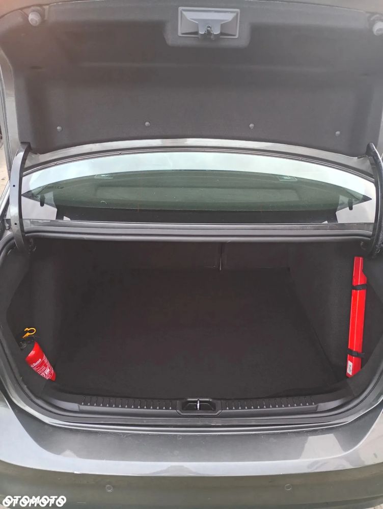 Ford Focus - 22