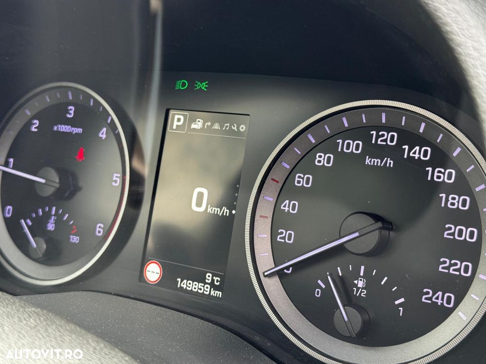 Hyundai Tucson blue 1.7 CRDi 2WD DCT Premium - 8