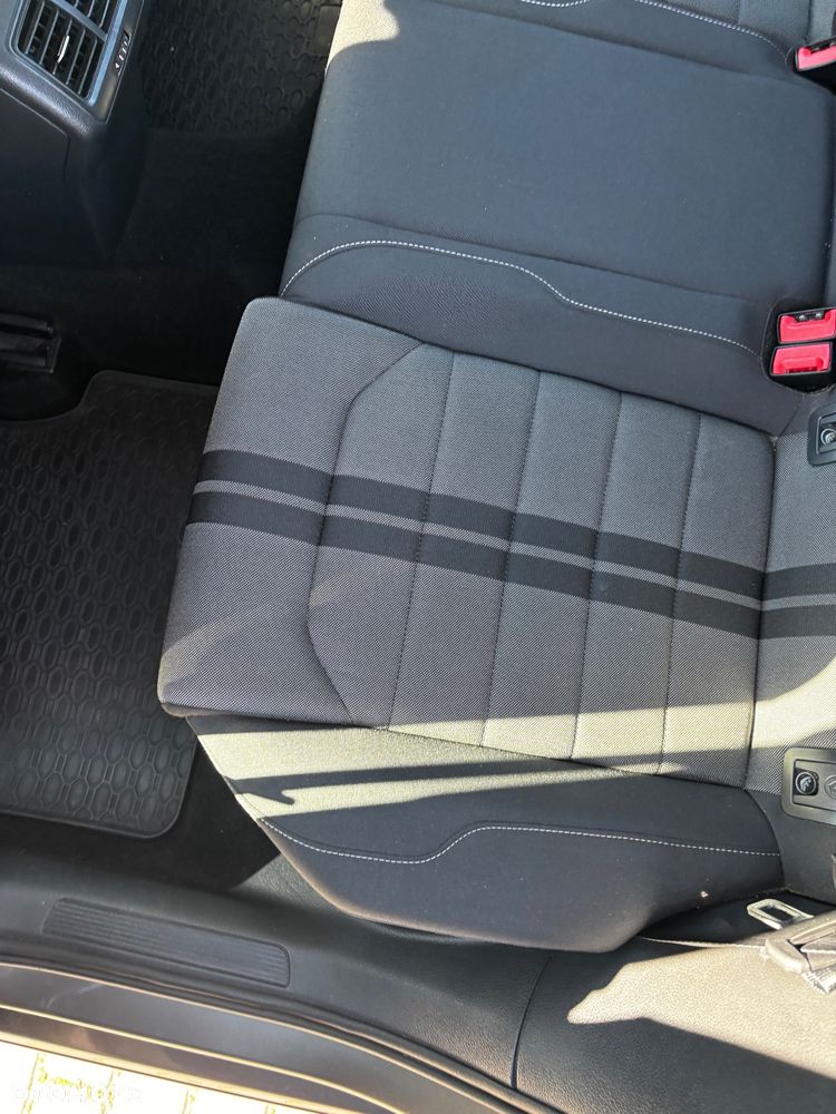 Volkswagen Golf VII 1.6 TDI BMT Trendline - 4