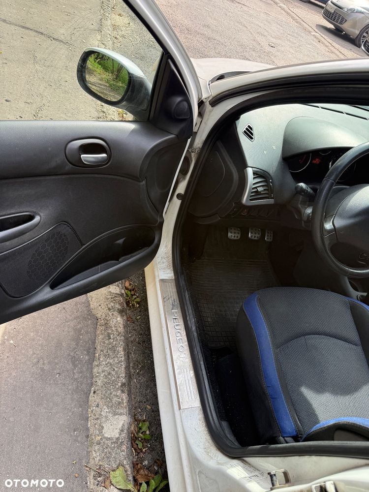 Peugeot 206 plus - 10