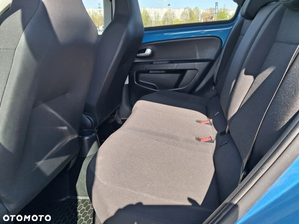Volkswagen up! 1.0 high - 26