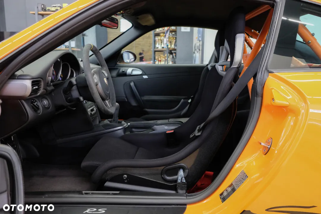 Porsche 911 GT3 RS - 8