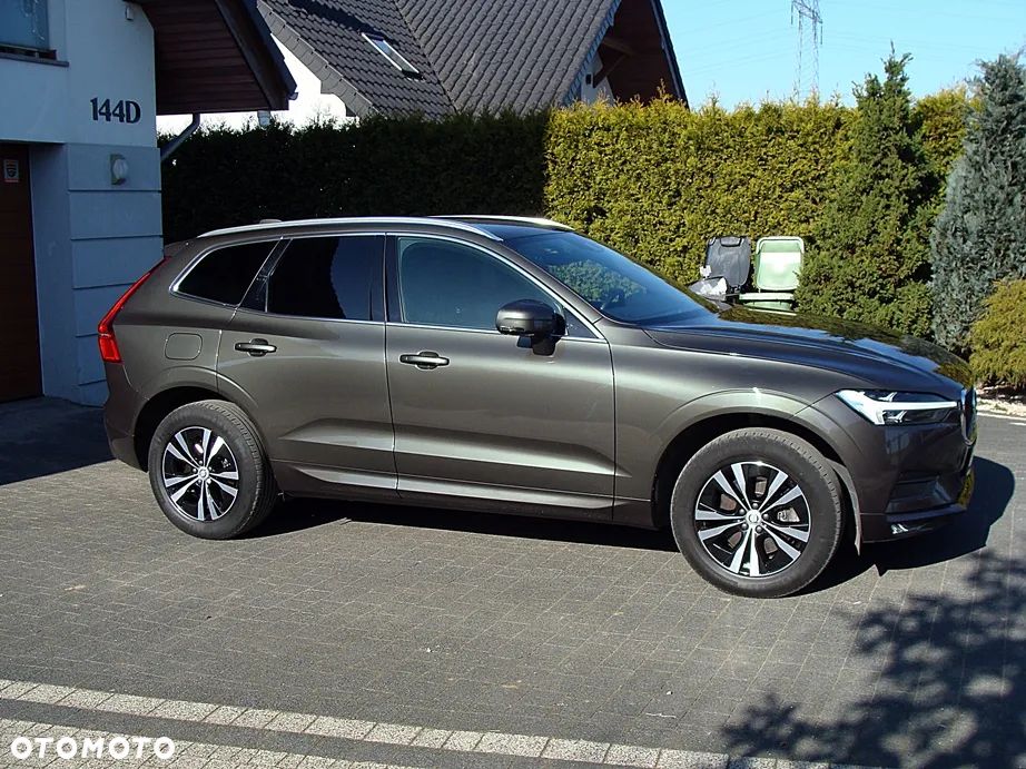 Volvo XC 60 B4 D Ultimate Dark - 3