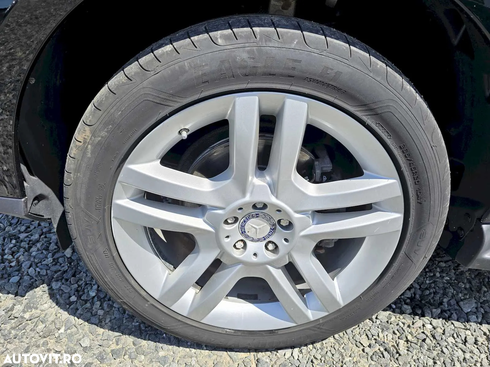Mercedes-Benz ML 350 BlueTec 4MATIC Aut - 35