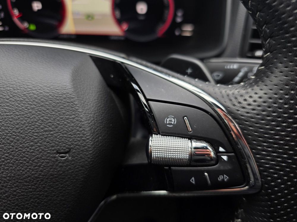 Skoda Karoq 1.5 TSI ACT Sportline DSG - 15