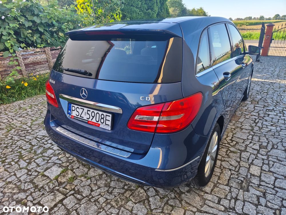 Mercedes-Benz Klasa B 180 CDI (BlueEFFICIENCY) - 9