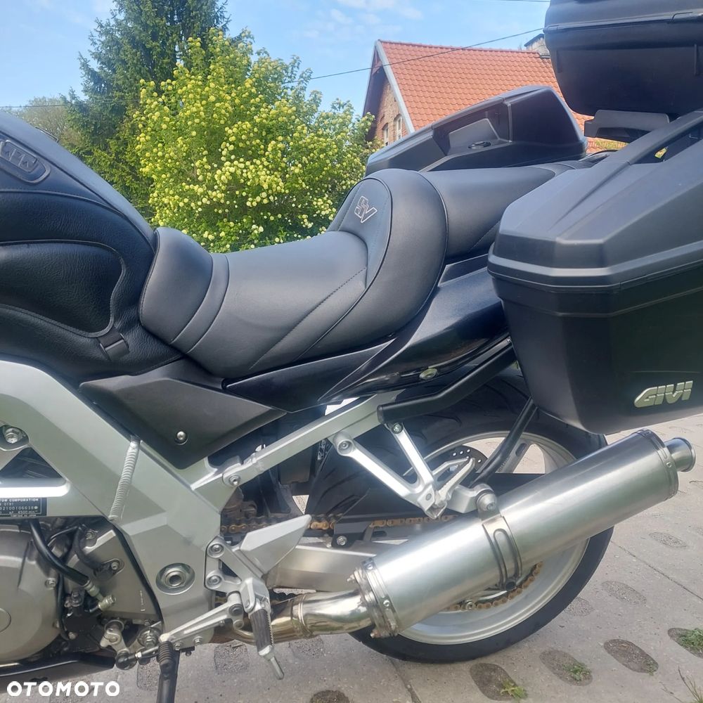 Suzuki SV - 7