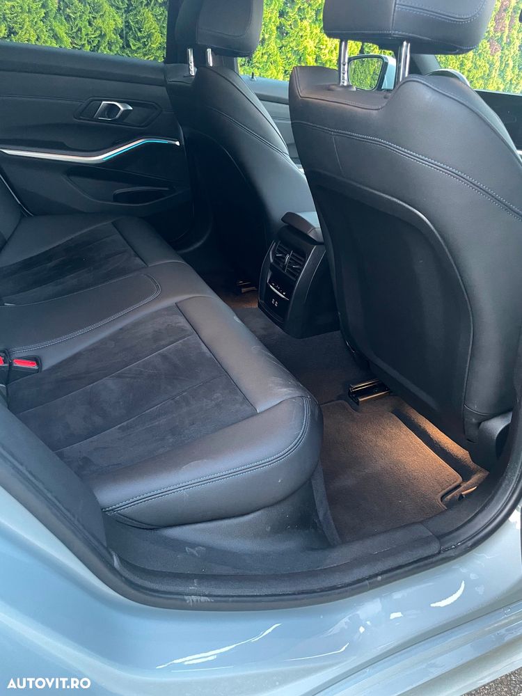 BMW Seria 3 320d xDrive AT M Sport - 14