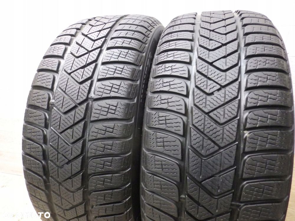 Opony zimowe Pirelli Winter SottoZero 3 205/50/17 93 V - 2