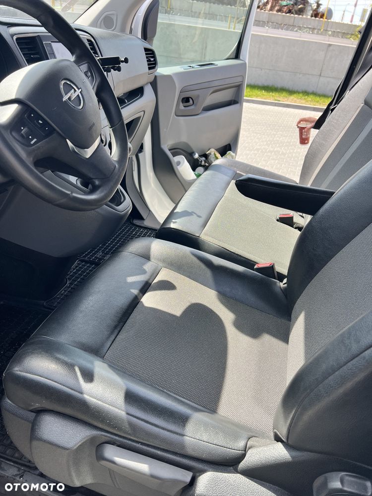 Opel Vivaro - 9
