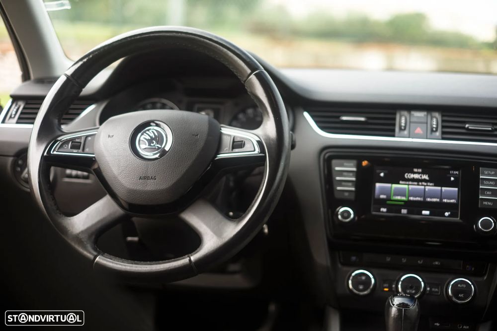 Skoda Octavia Break 1.6 TDi Ambition DSG - 12