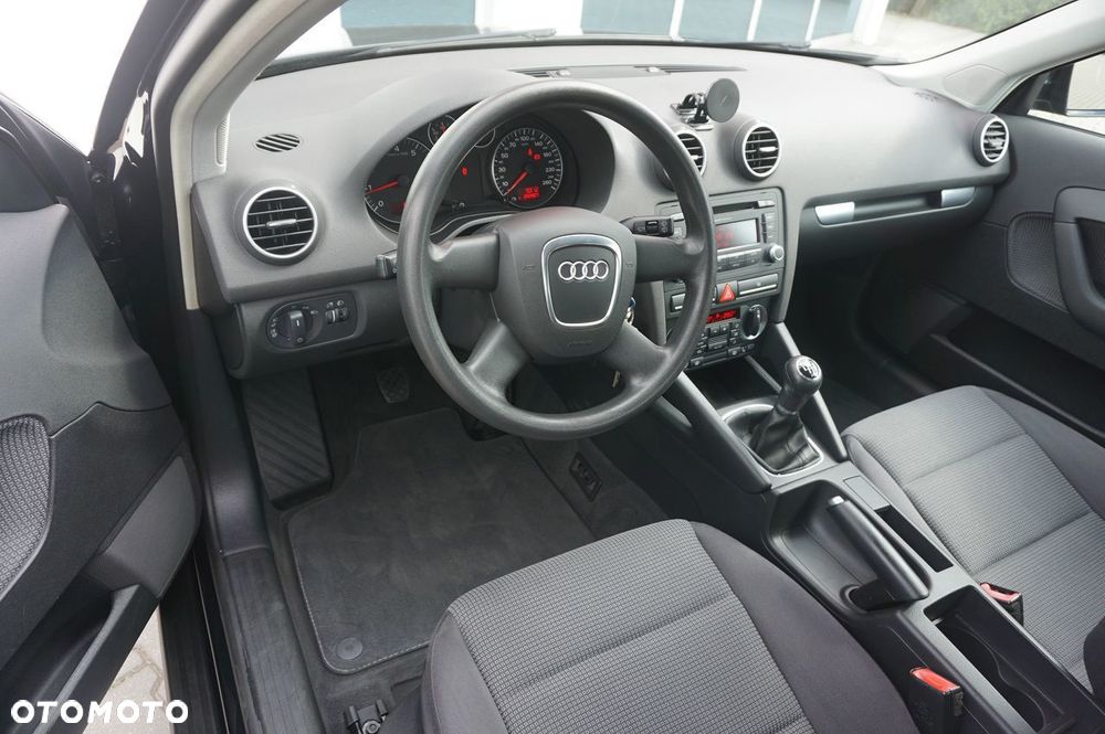Audi A3 Sportback - 6