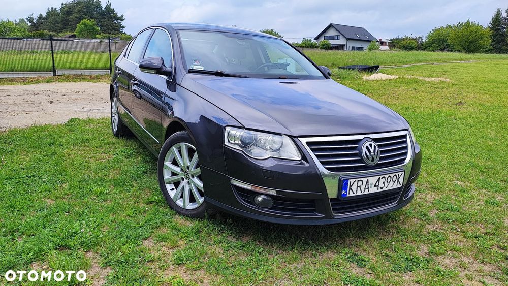 Volkswagen Passat 2.0 TDI DPF Highline DSG - 2