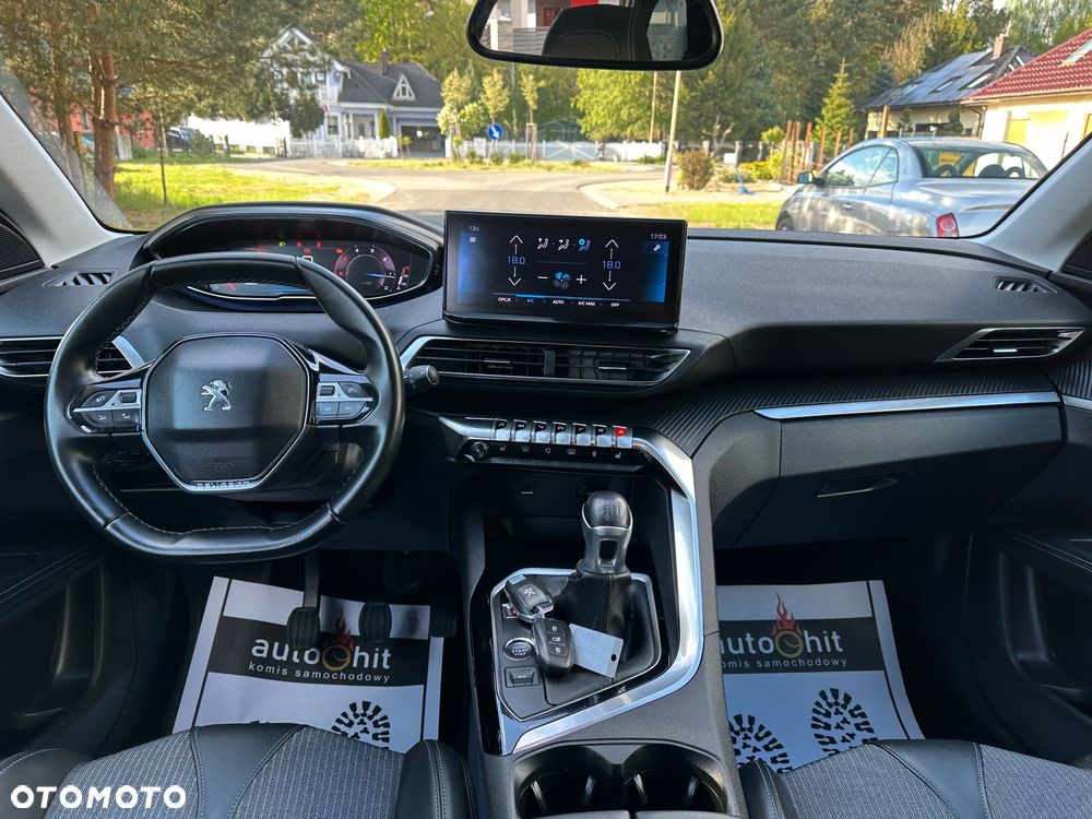 Peugeot 5008 1.5 BlueHDi Allure S&S - 23