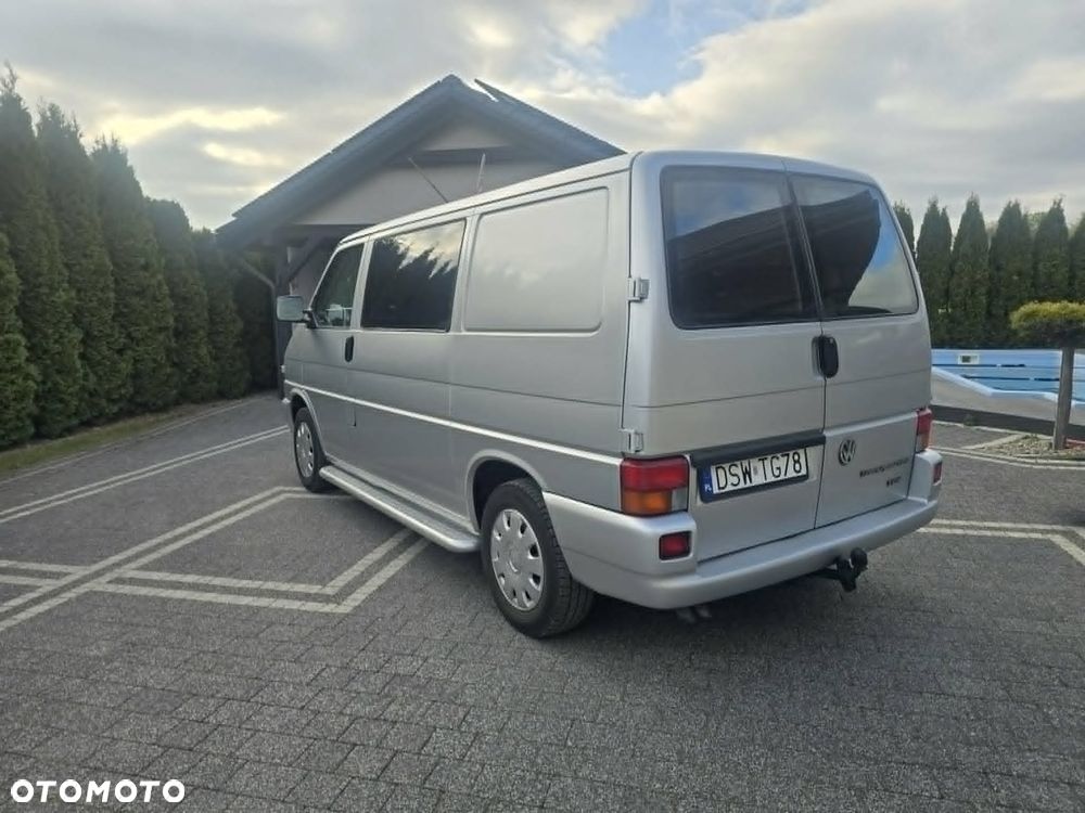Volkswagen Transporter - 5