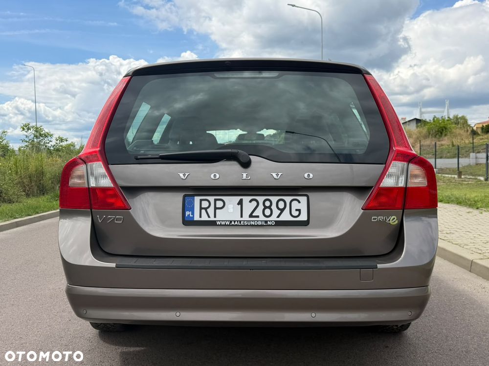 Volvo V70 - 11