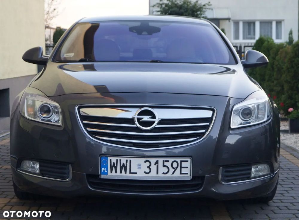 Opel Insignia 1.6 Turbo Sports Tourer Cosmo - 1