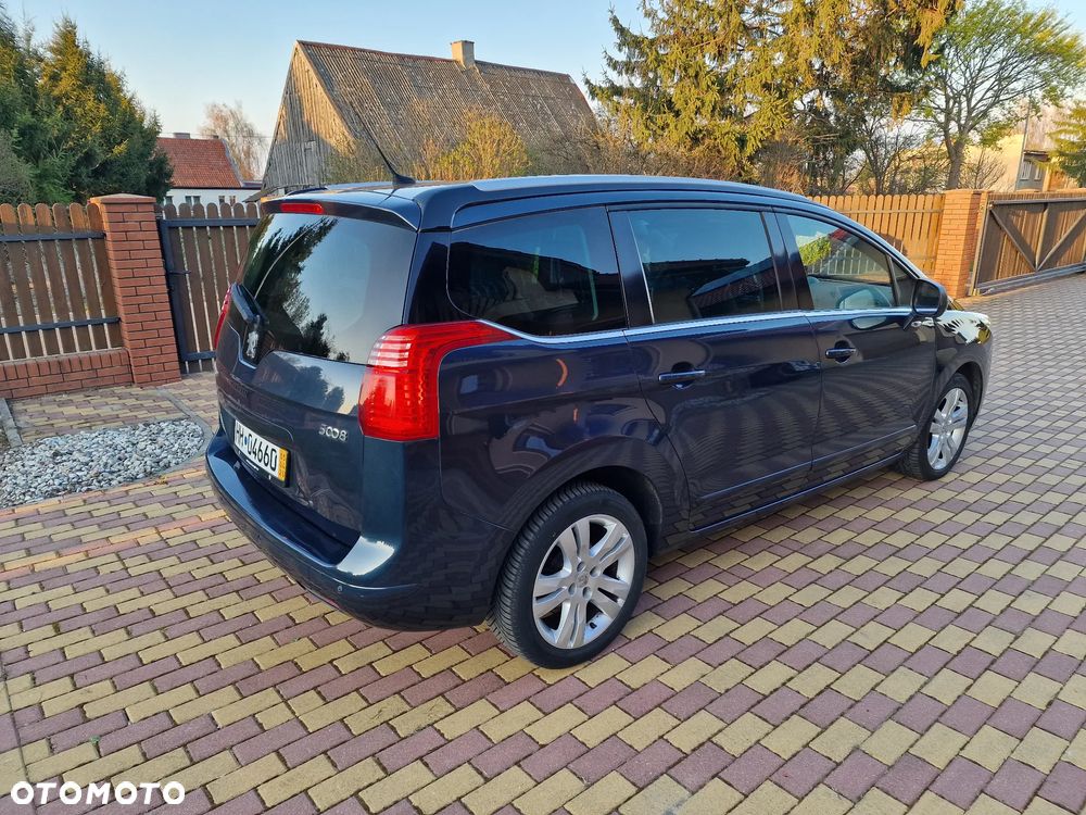Peugeot 5008 HDI 160 Automatik Allure - 3