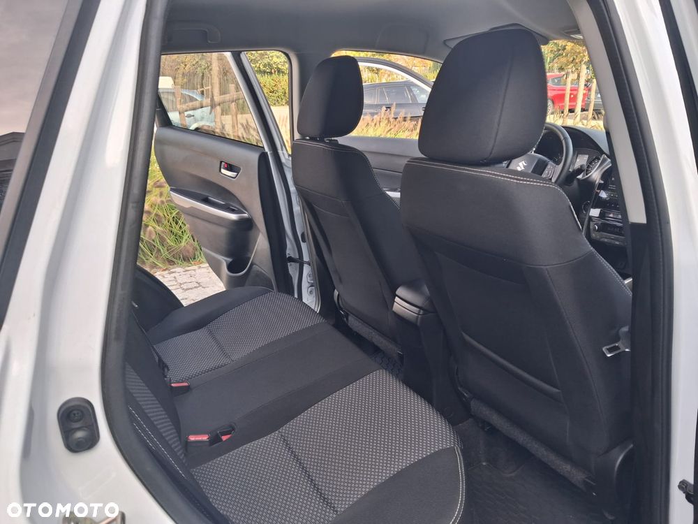 Suzuki Vitara - 28