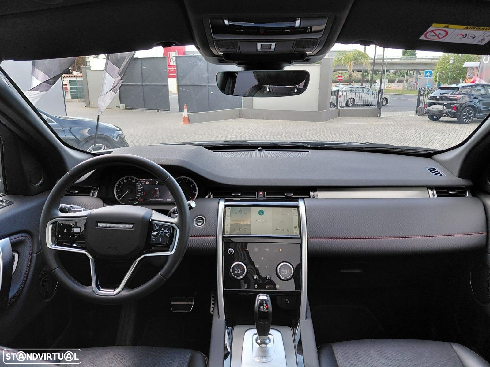 Land Rover Discovery Sport - 2