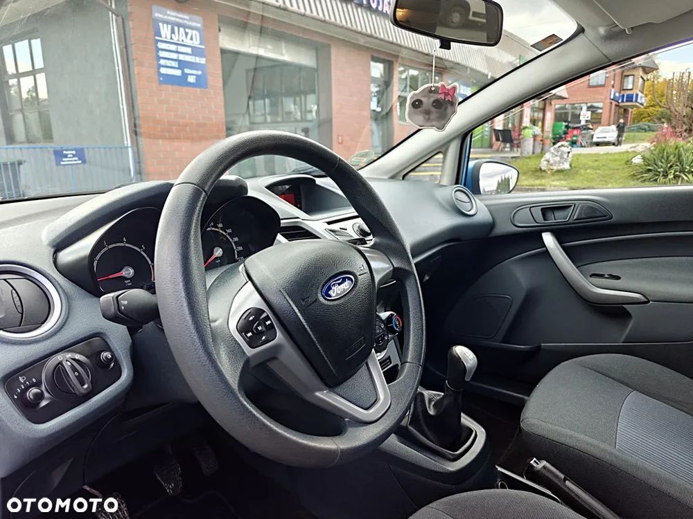 Ford Fiesta 1.25 Champions Edition - 11