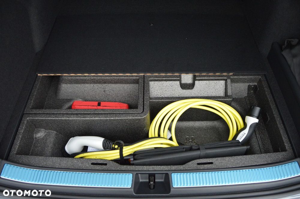 Volkswagen Passat Variant - 30