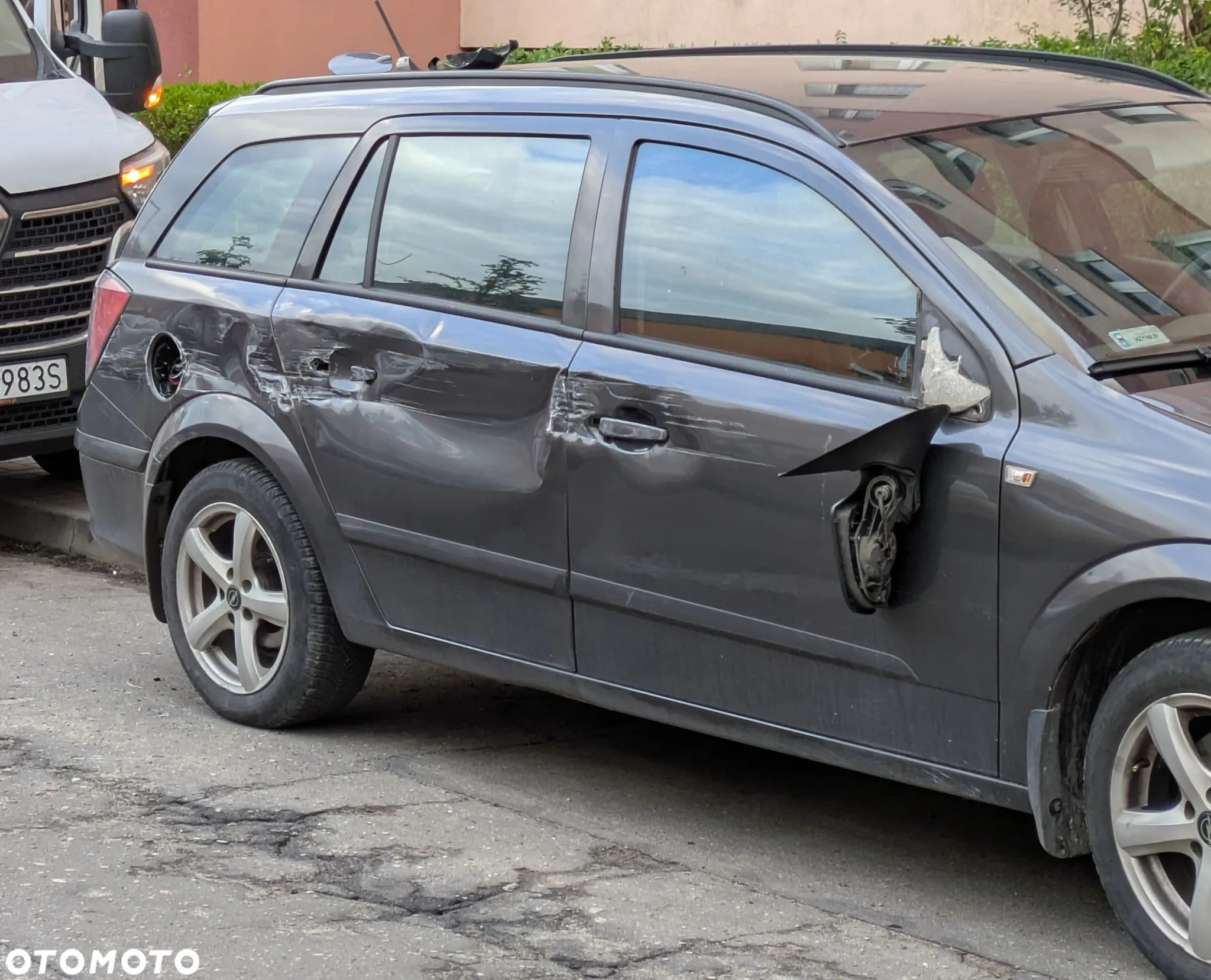 Opel Astra III 1.9 CDTI Essentia - 23