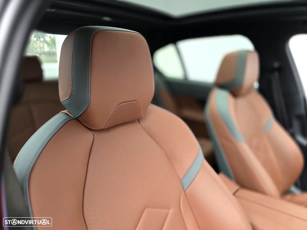 BMW 530 e Pack Desportivo M Pro - 27