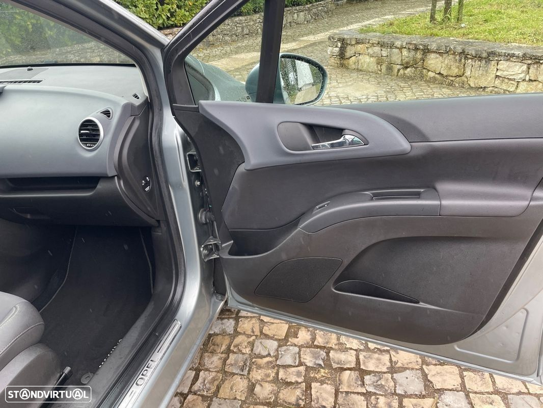 Opel Meriva 1.3 CDTI Design Edition S/S - 27