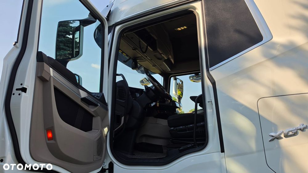 DAF ///XG+///480///2022/// LOW-DECK///MEGA///JEDYNE 334 TYŚ KM///KLIMATYZACJA POSTOJOWA/// FULL LED///WIRTUAL COCPIT///WYŚWIETLACZ OBCIĄŻENIA///STAN BARDZO DOBRY. - 23