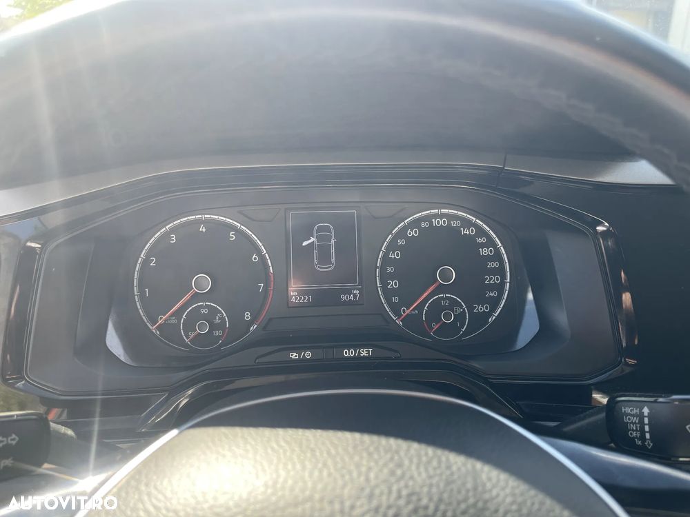 Volkswagen Polo - 15