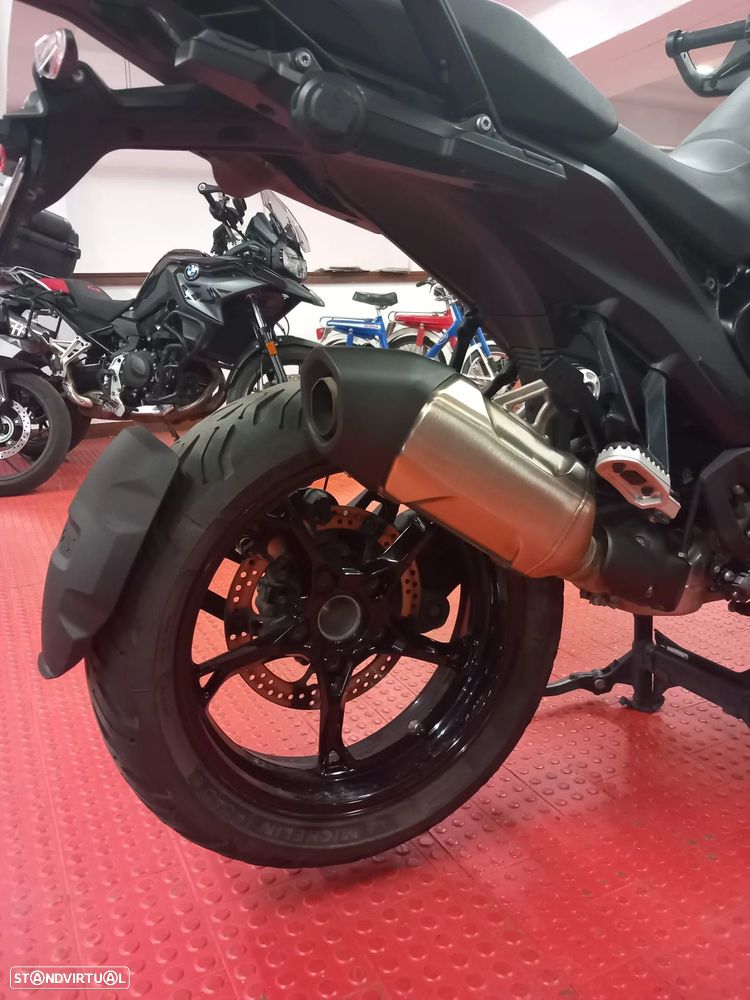 BMW R 1300 GS Triple Black - 15