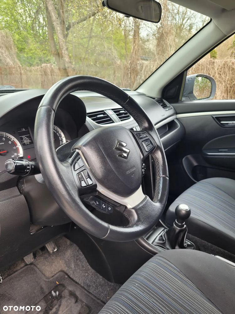 Suzuki Swift 1.3 Club dance - 14