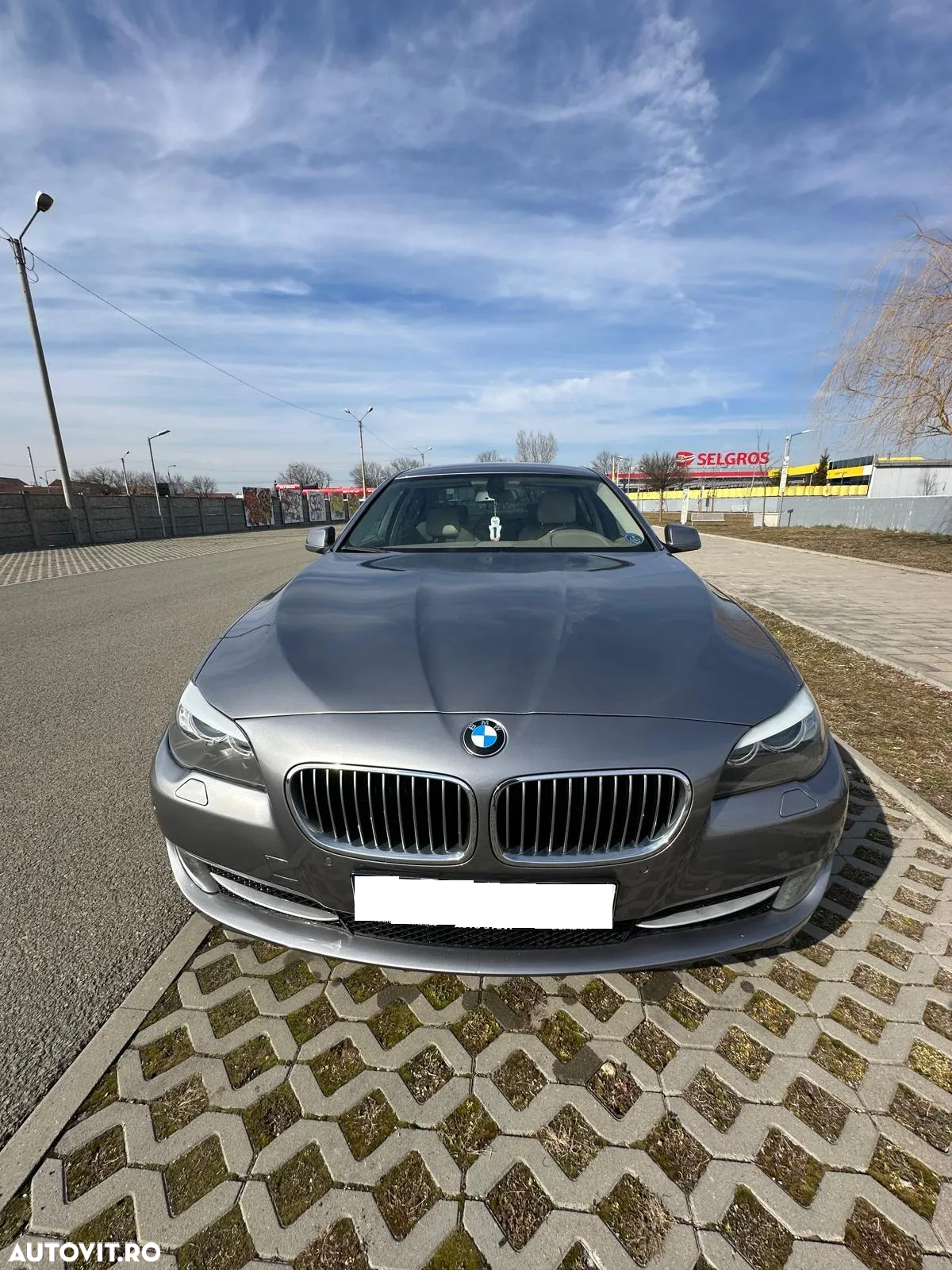 BMW Seria 5 520d - 4
