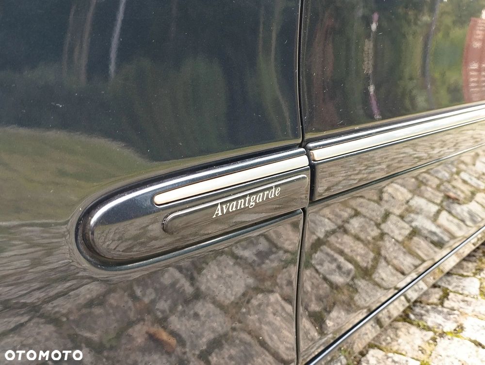 Mercedes-Benz Klasa E 200 Kompressor Avantgarde Sport Edition - 29