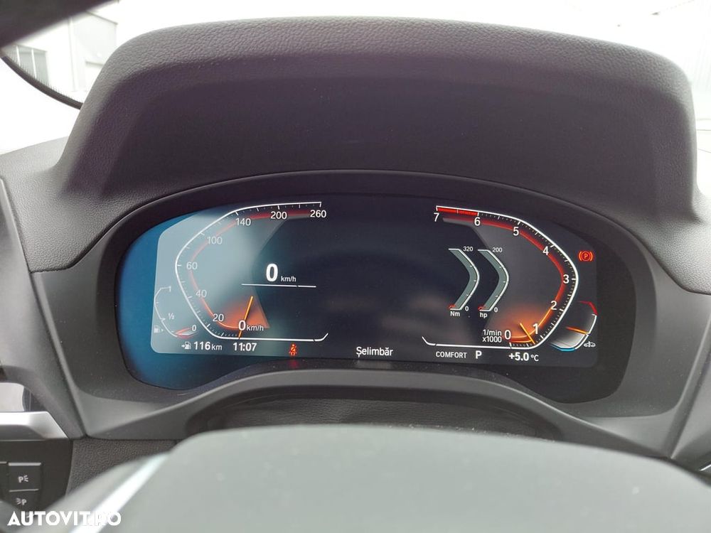 BMW X3 xDrive20i AT - 2