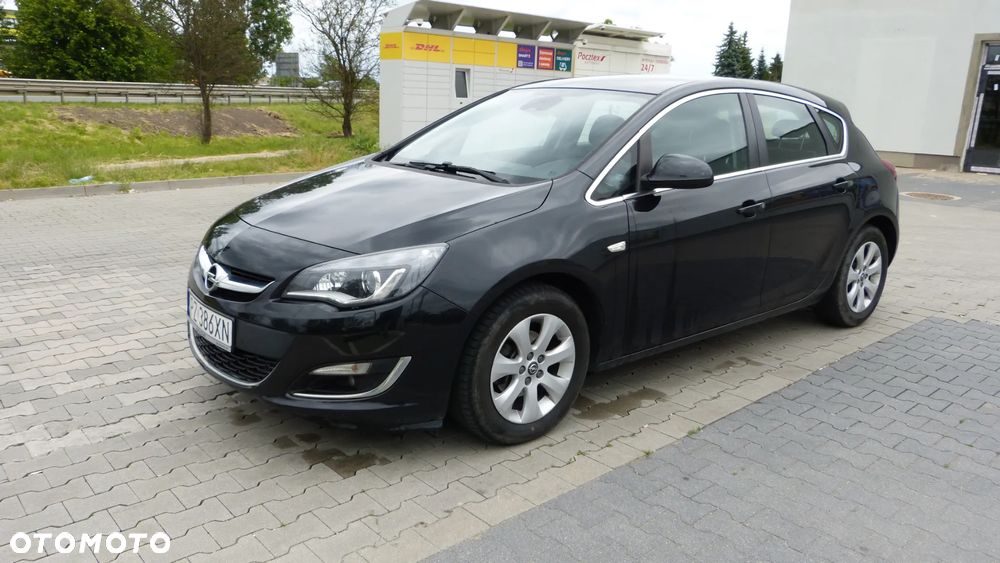 Opel Astra 1.4 Turbo Exklusiv - 1