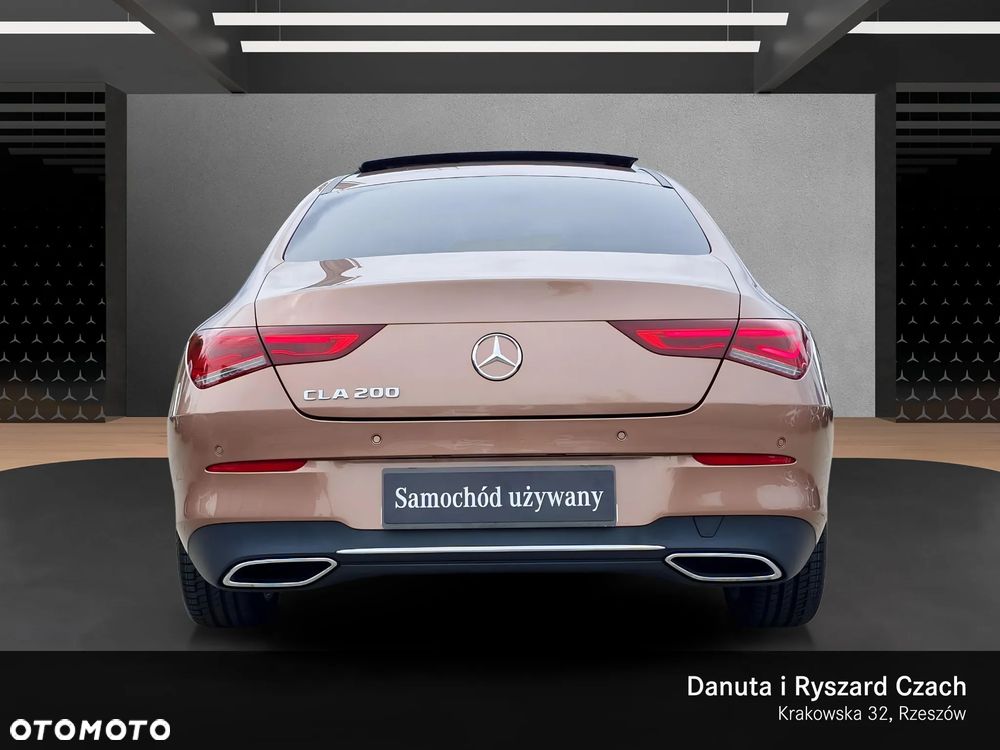Mercedes-Benz CLA 200 Progressive 7G-DCT - 4