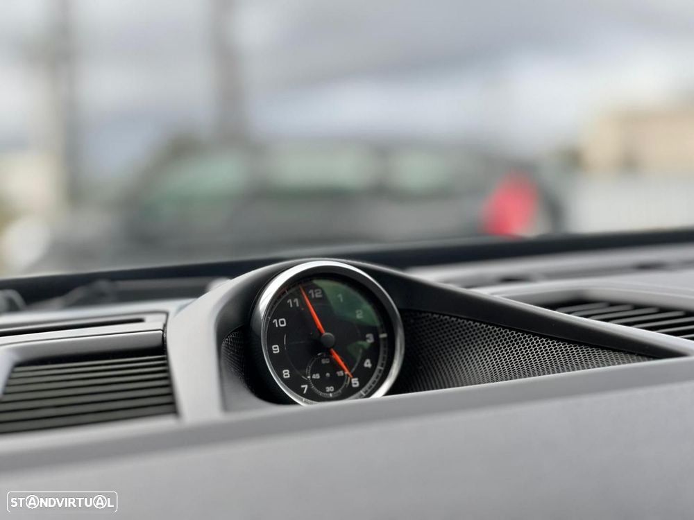 Porsche Panamera 4 PDK - 9