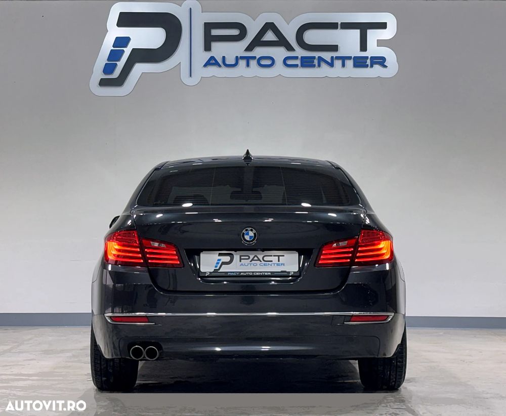 BMW Seria 5 520d Aut. Luxury Line - 4