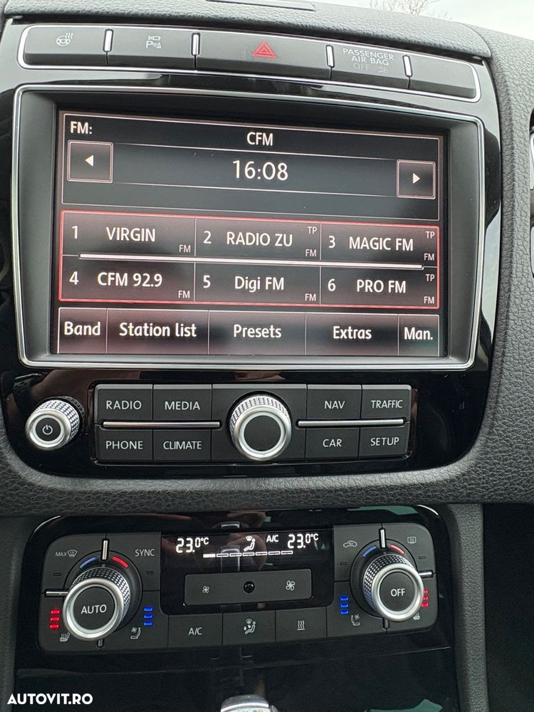 Volkswagen Touareg - 24