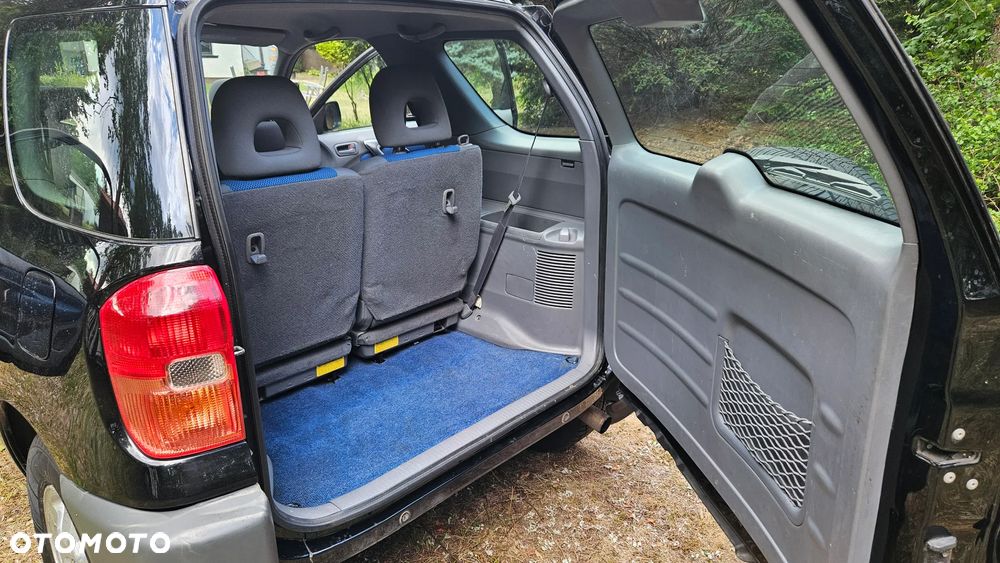 Toyota RAV4 1.8 VVT-i 4x2 - 8