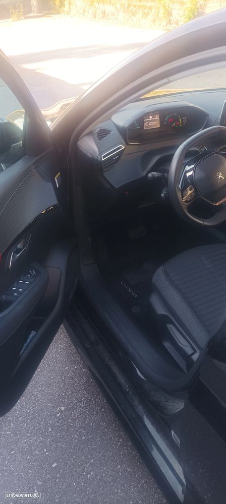 Peugeot 208 - 9